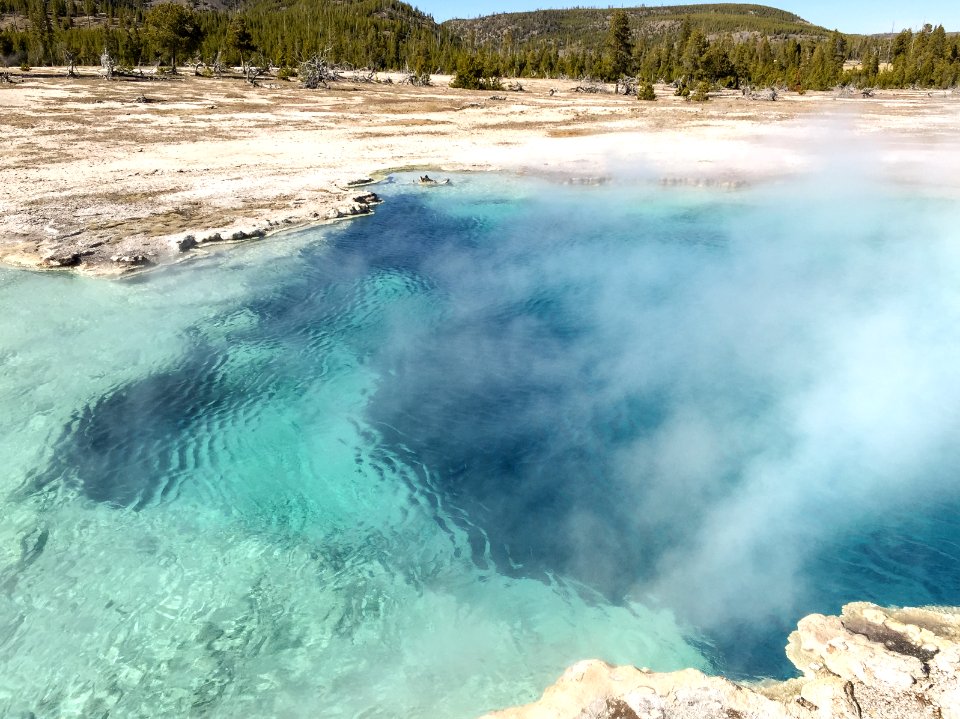 Sapphire Pool, Biscuit Basin