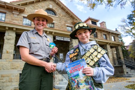 Junior Ranger Stanten, Mammoth Hot Springs