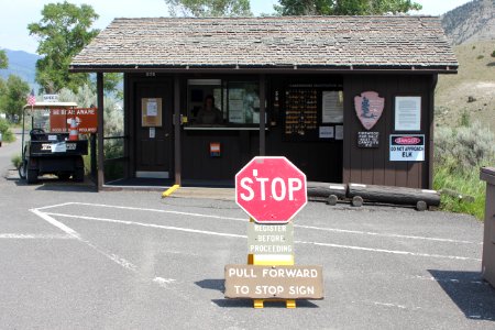 Mammoth Hot Springs Campground