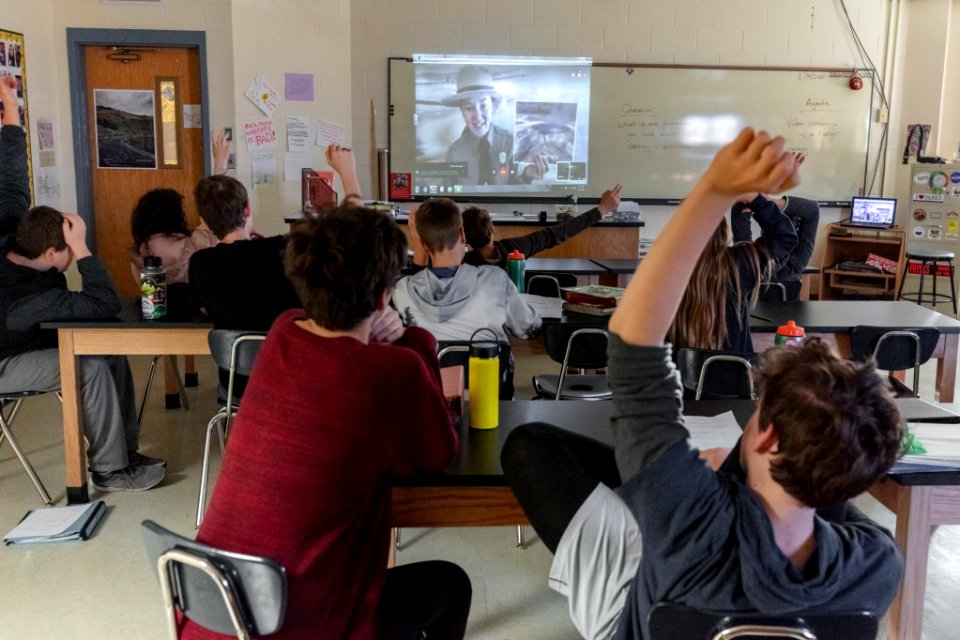 Students video chat with a Yellowstone park ranger (2)