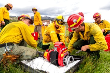 S-211 portable pumps and water use fire training (6)