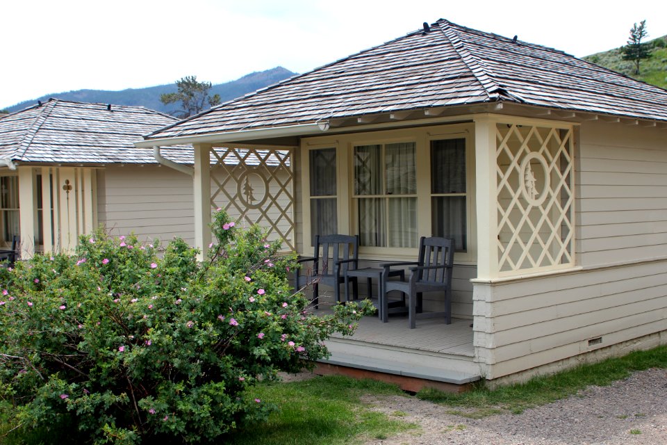 Mammoth Hot Springs Hotel, front of cabin (1)
