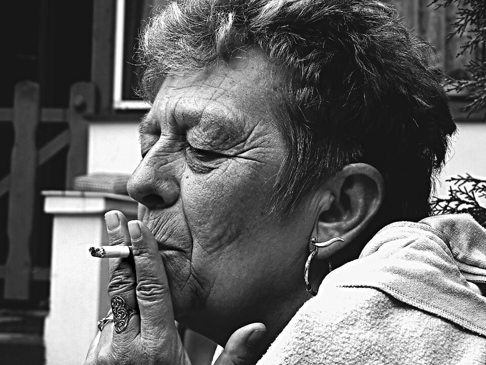 Cigarette face women