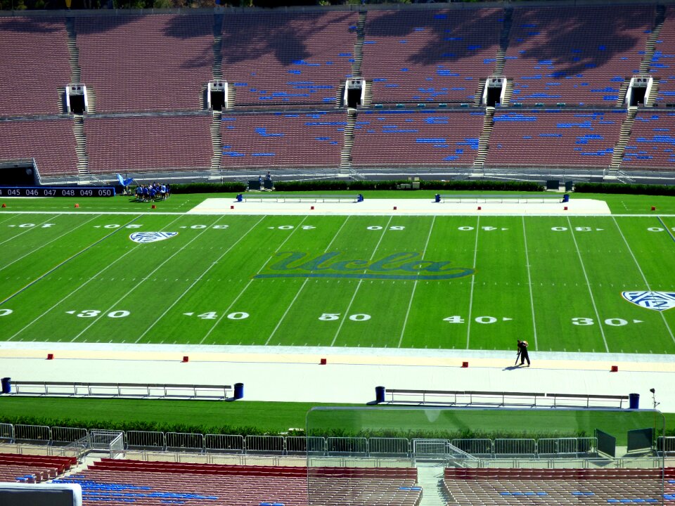 Turf ucla rose bowl