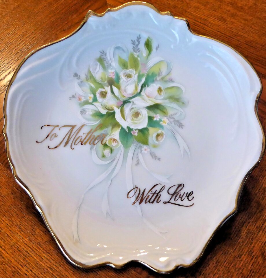 Decorative plate mother's day theme china