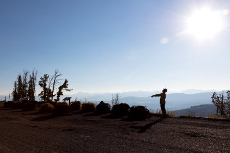 Helicopter crews haul rocks for Mt. Washburn Trail rehabilitation (3)