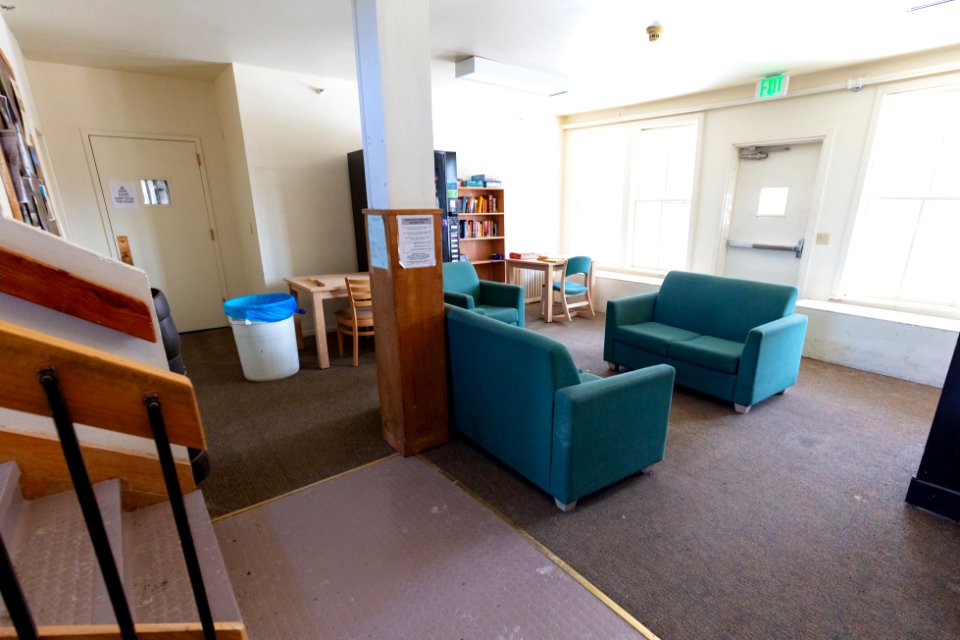 Laurel Dorm before renovation: common area (2)