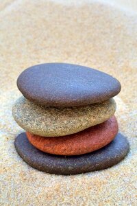Stone stack relaxation