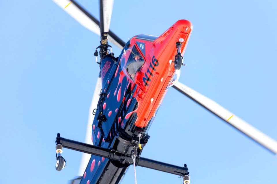 Kaman K-Max helicopter hauling tools for the Golden Gate to Norris road project (2)