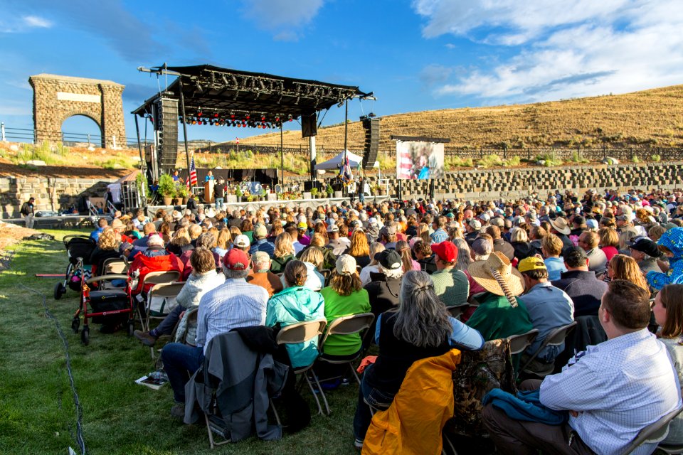 The crowd in Arch Park