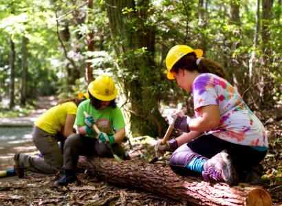 Student Conservation Association/Girl Scout Trail Crew photo