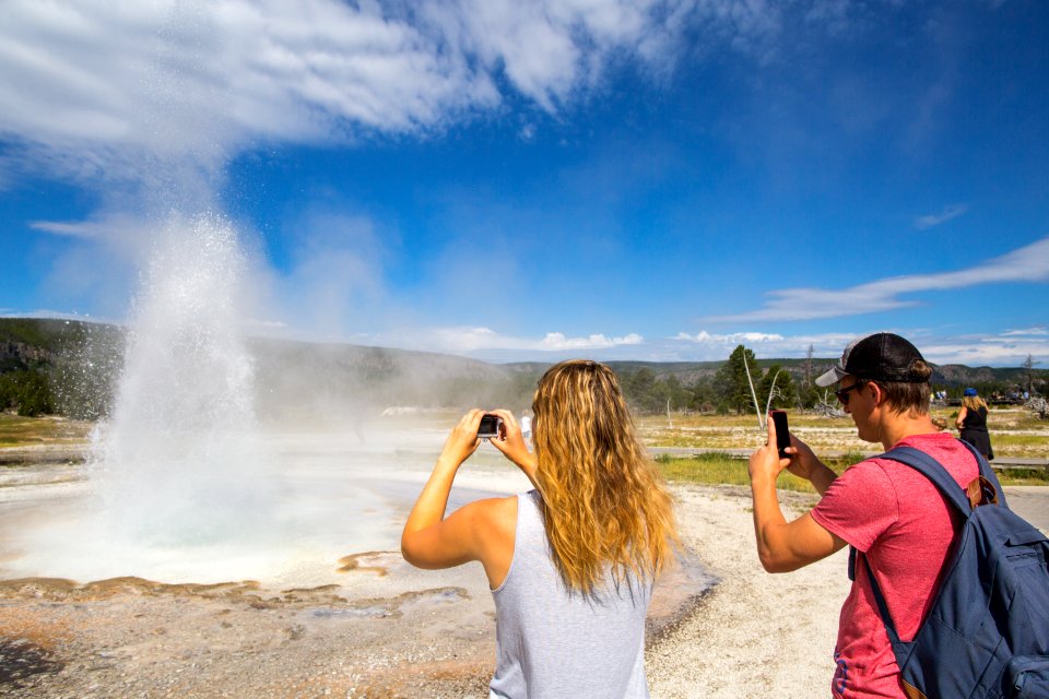 Photographing Sawmill Geyser