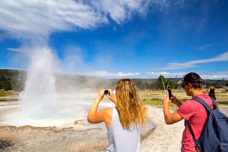 Photographing Sawmill Geyser