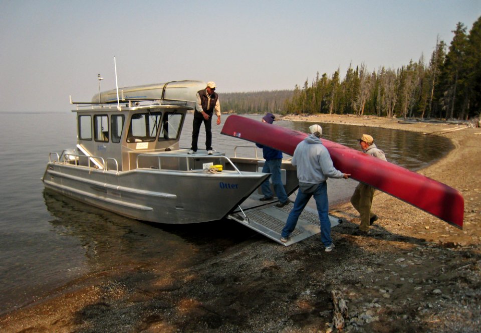 Canoe pickup