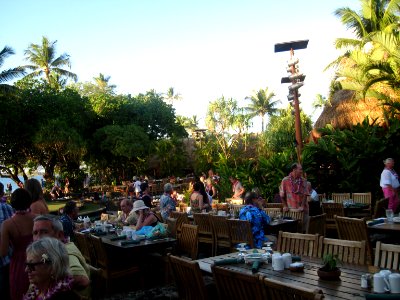 121 (Old Lahain Luau)