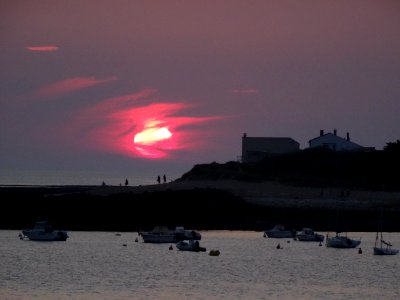 Soleil couchant sur la plage