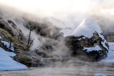 Steamy morning at Palette Spring photo