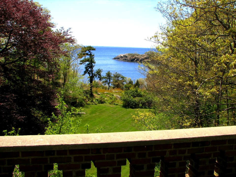 047 (Stone Mansion)