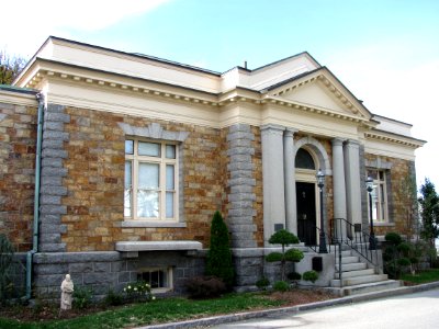 48 (Andrew Carnegie Library)