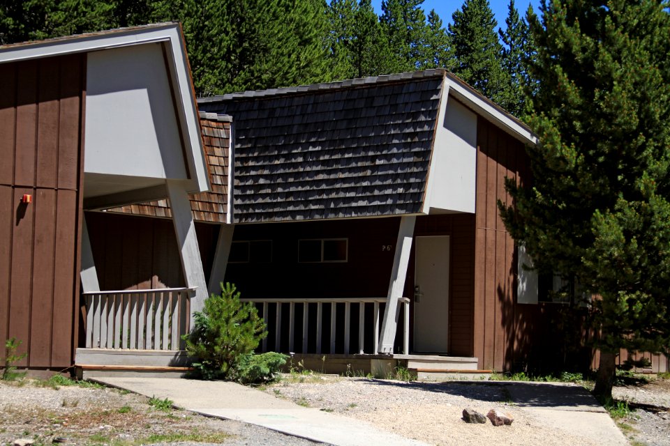 Canyon Lodge, cabins (1)
