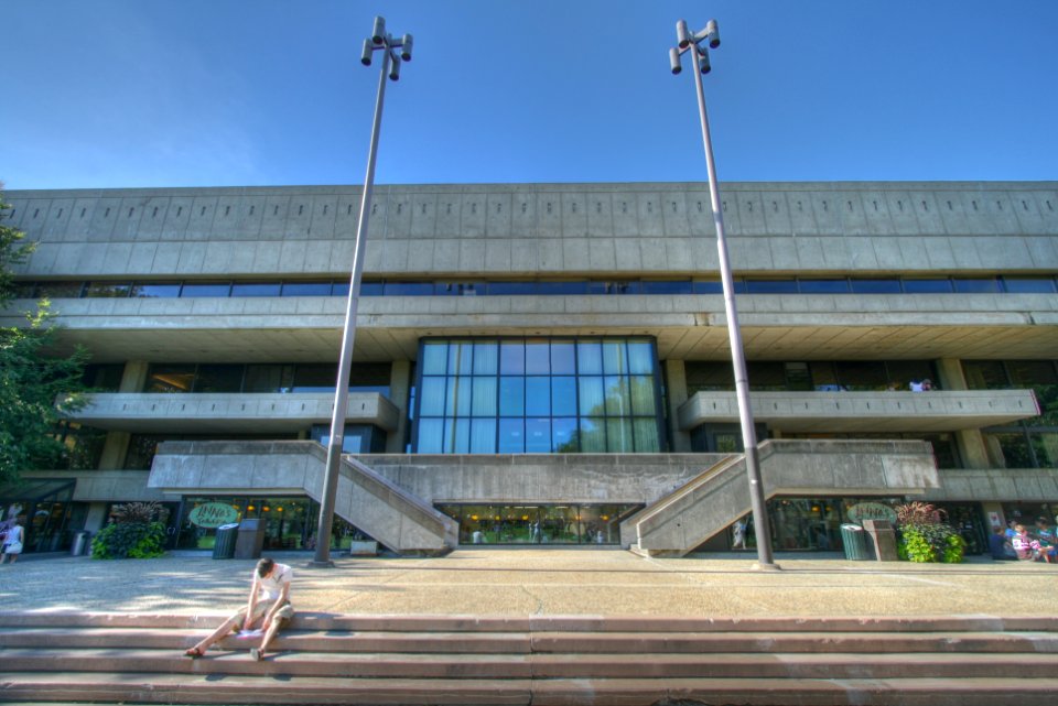 123 (MIT Student Center)