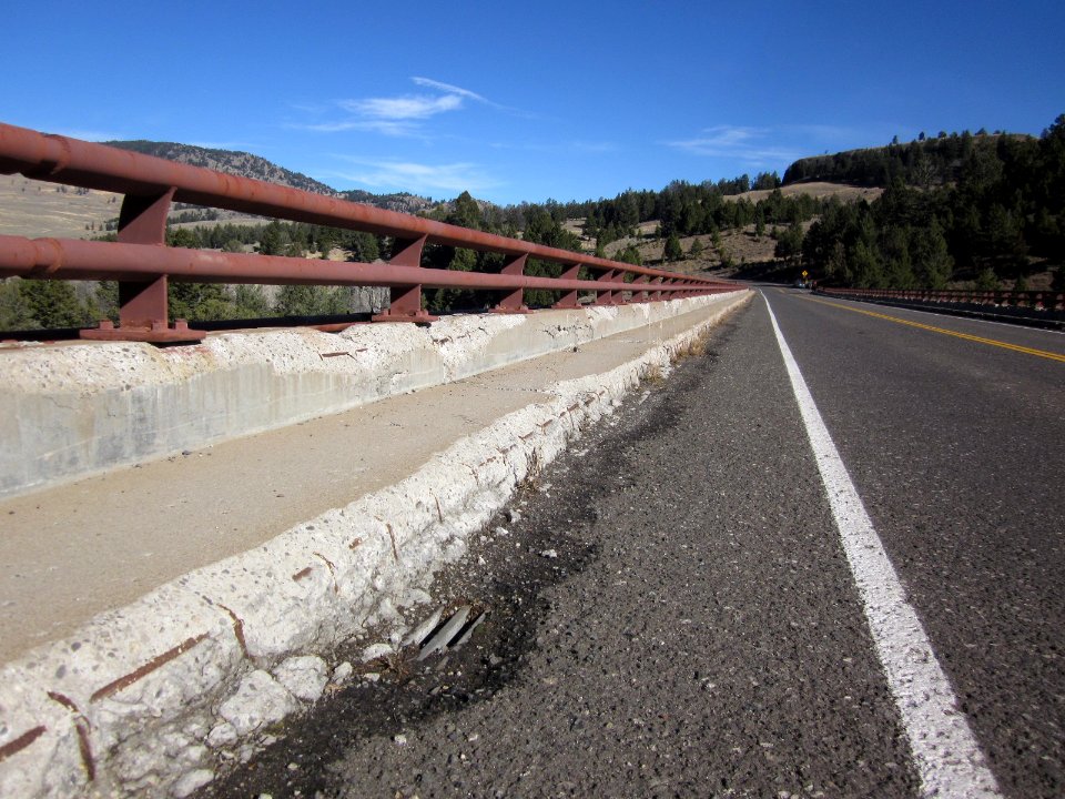 Yellowstone River Bridge closeup