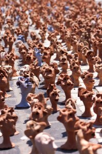 Sculpture figurine little