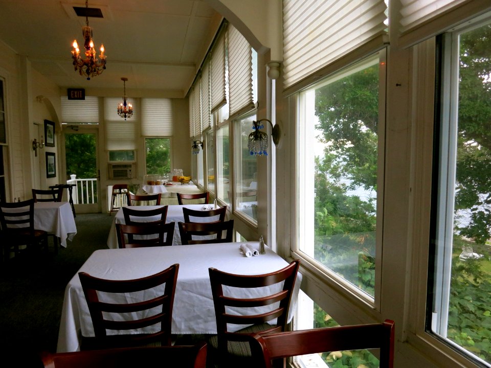 95 (Breakfast Room, Yankee Clipper Inn)