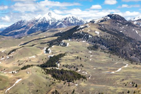 Emigrant Peak and Red Mountain viewed from Dome Mountain