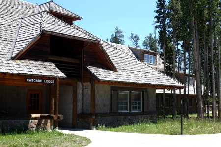 Canyon Lodge, front of Cascade Lodge (part of Canyon Lodge)