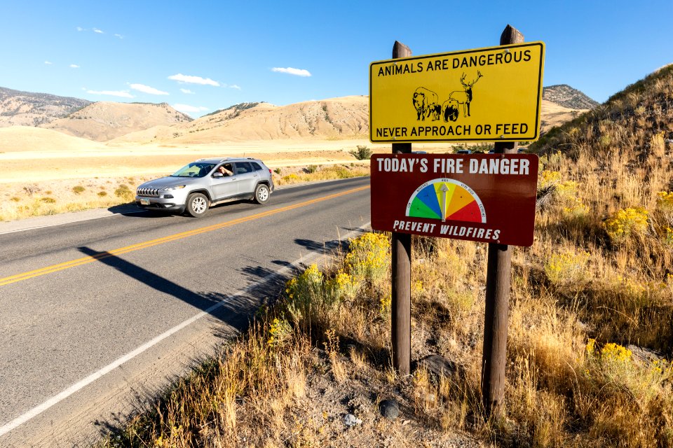 Fire Danger sign (wide) at High