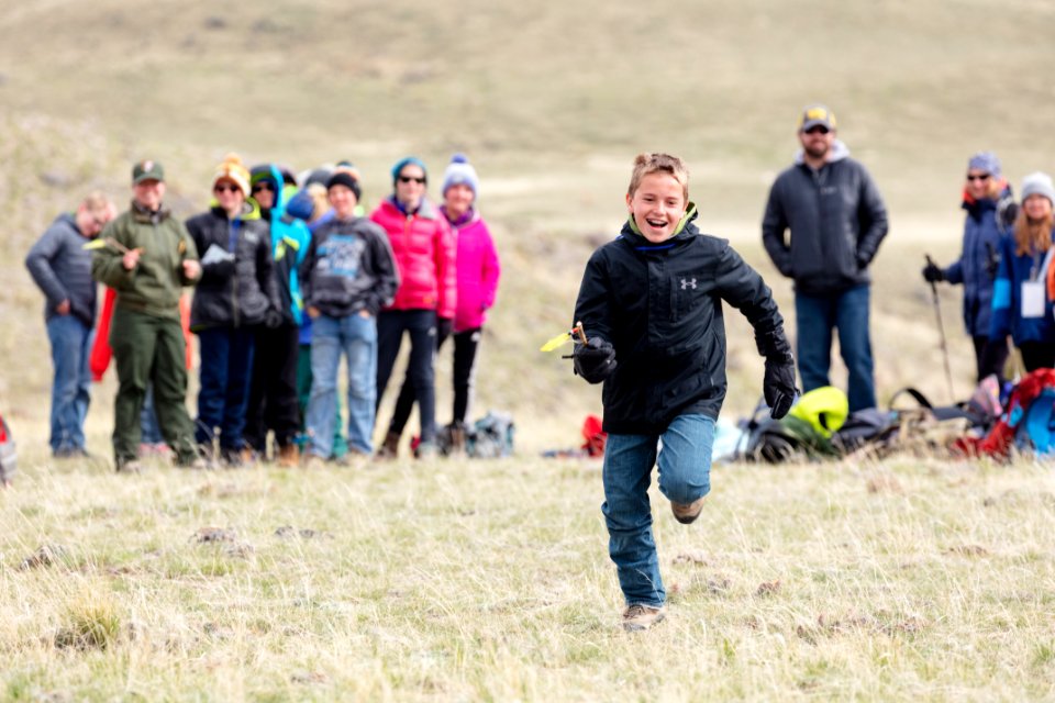 Expedition Yellowstone group playing "Run and Scream," a Blackeet game (4)