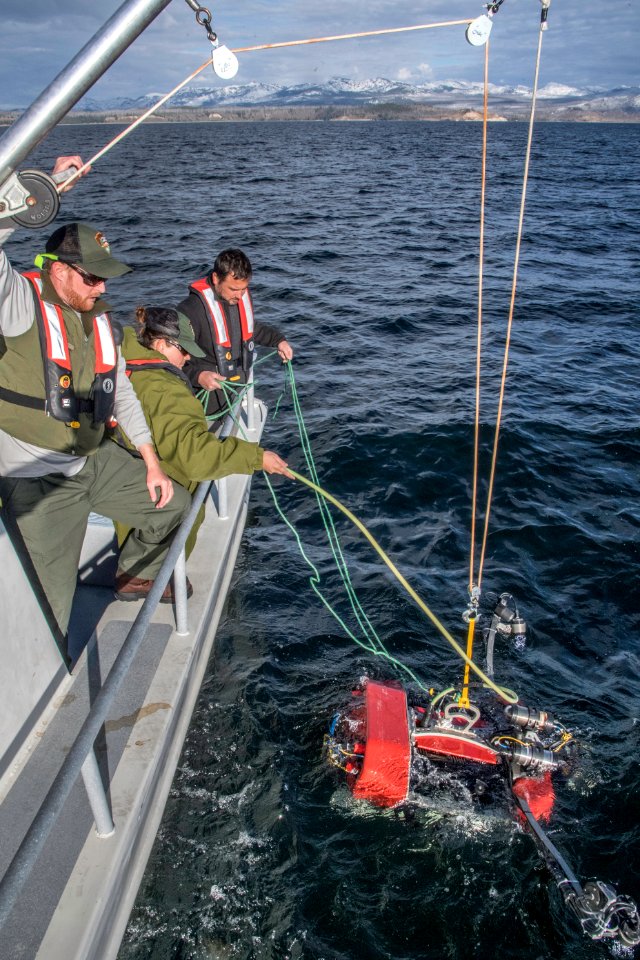 NPS Submerged Resources Center aids with Yellowstone's aquatic invasive species program (4)