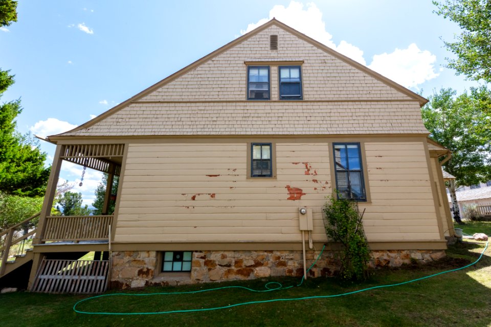 Current exterior conditions of historic Fort Yellowstone employee housing (2)