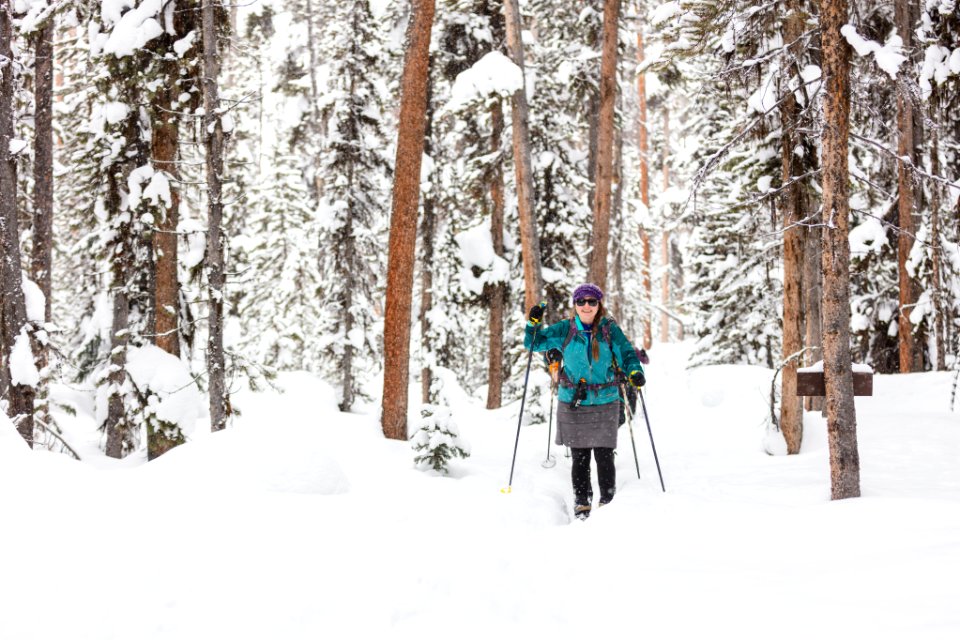 Cross-country skiing the Roller Coaster Trail (7)