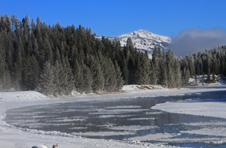 Dunraven Peak and the Yellowstone River photo