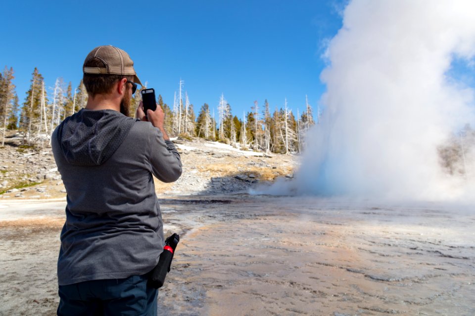 Photographing a Grand Geyser eruption