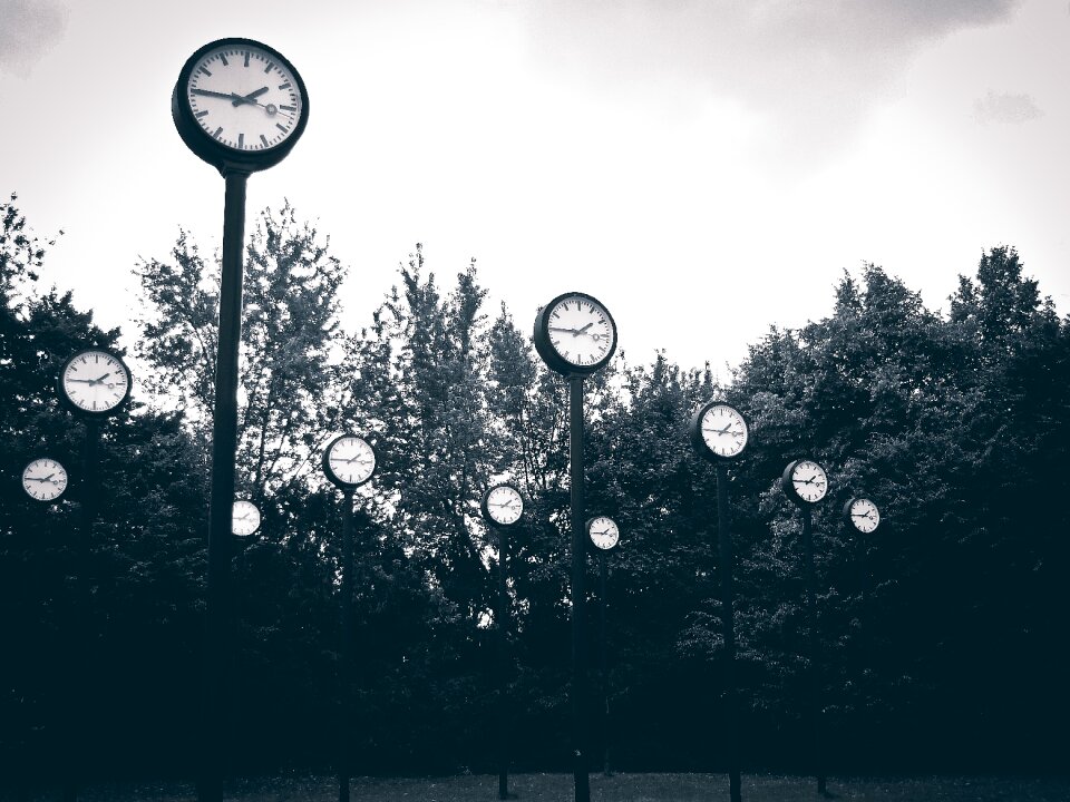 Clock face art düsseldorf