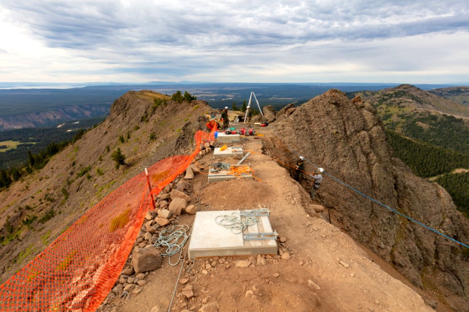Trail crew Mt. Washburn Trail crib wall project (2)