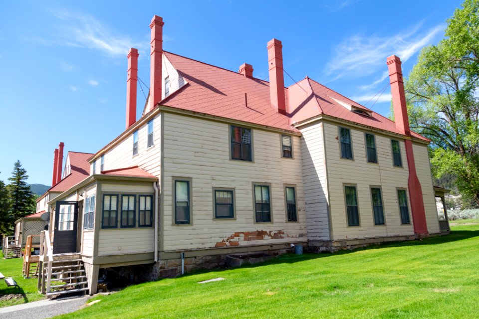 Poor condition of Fort Yellowstone buildings: historic employee housing