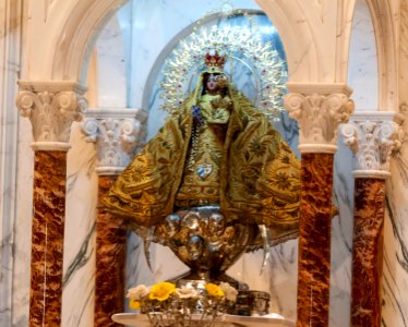 Cachita vestida de gala durante la misa del Papa Francisco en El Cobre