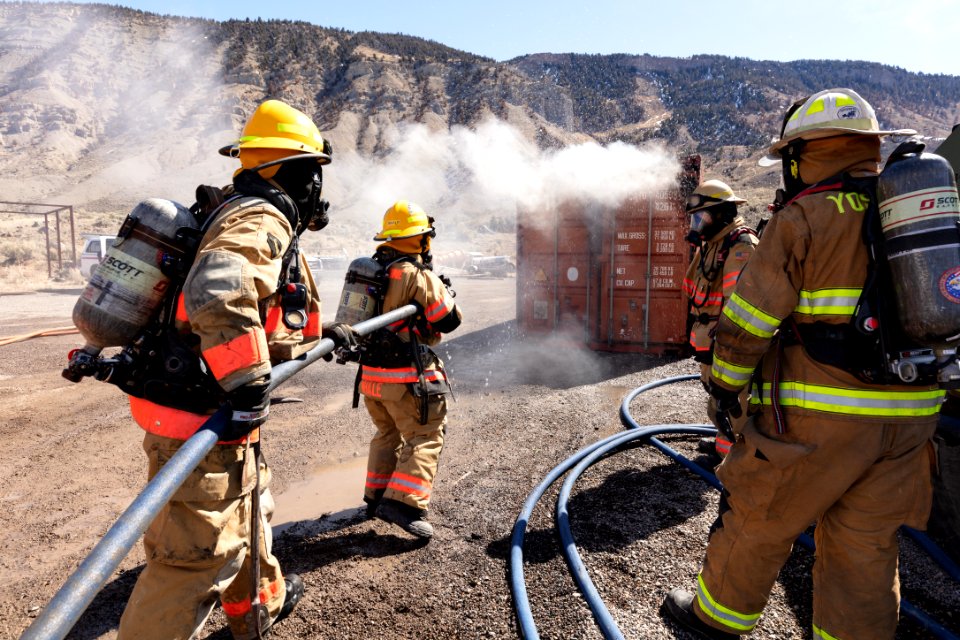 Yellowstone structural fire team training (15)