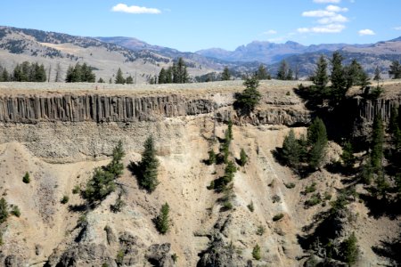 Yellowstone River Canyon near Tower photo