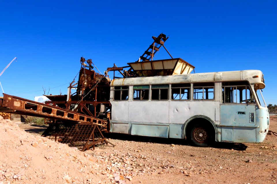 Old mining equipment, Coober Pedy