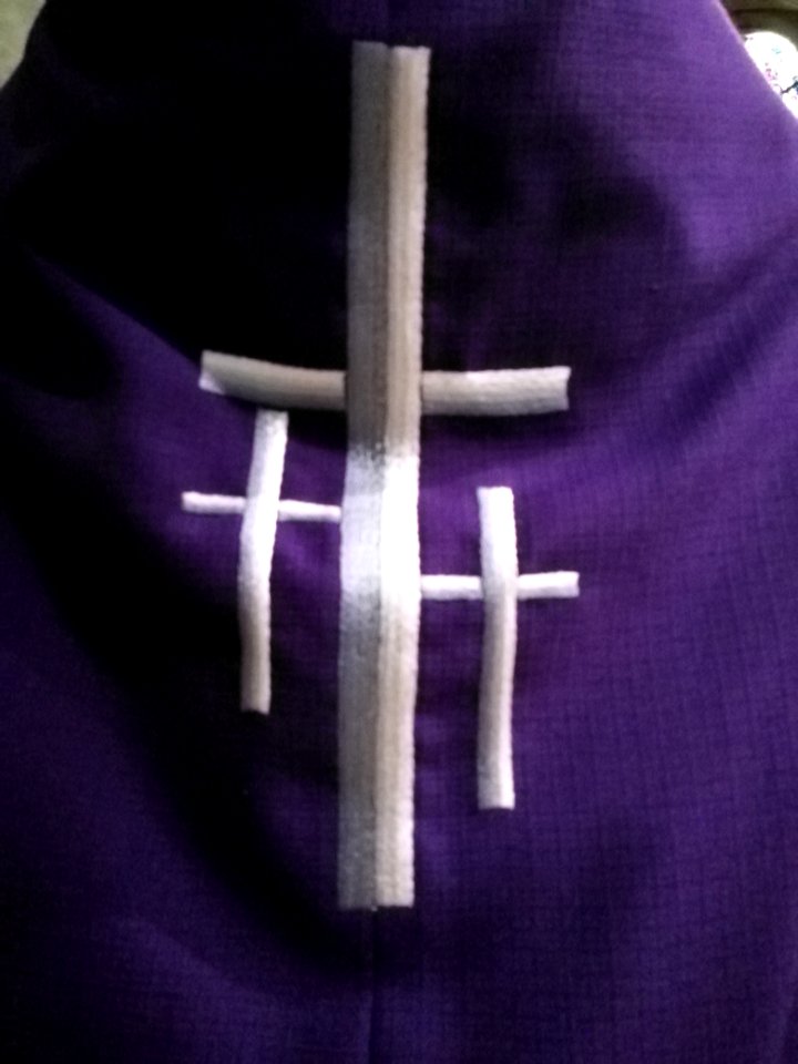 19 Embroidery detail