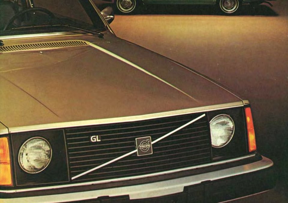 1975 Volvo 240 Page 1