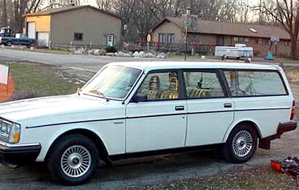 volvo-245-gl-cars-catalog-specs-features-photos-videos-review-parts 794f4