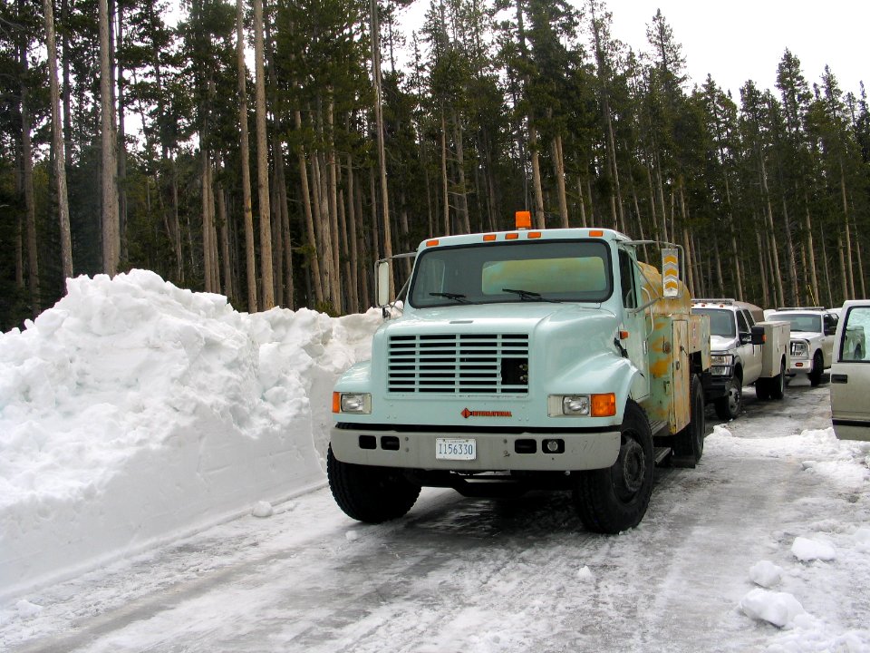 Plowing Craig Pass (17)