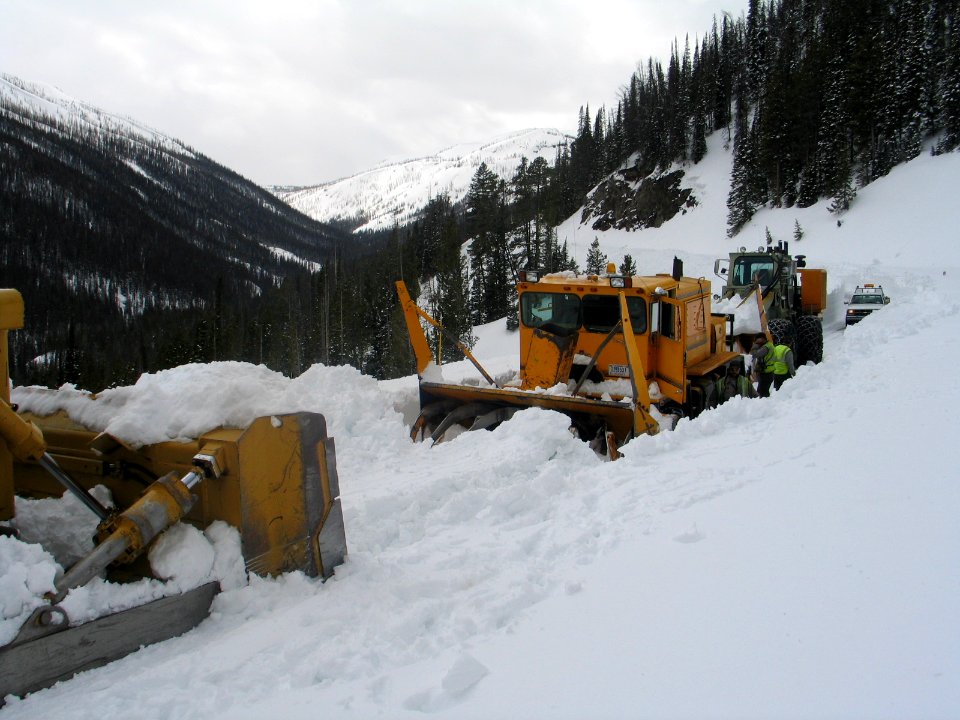 Plowing on Sylvan (2)