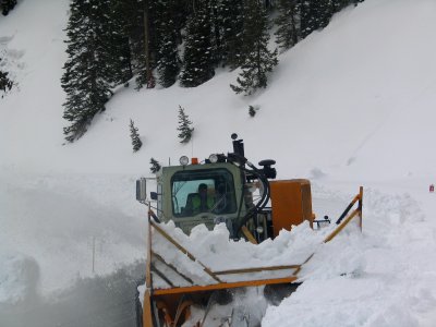 Brett Athas in the Hough Loader on Sylvan Pass (2)